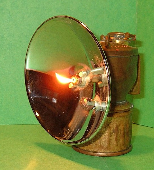 لامپ گازی مورد استفاده در خودروهای قدیمی